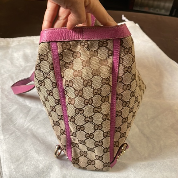 Sold❤️Authentic Gucci Tote - Picture 5 of 17